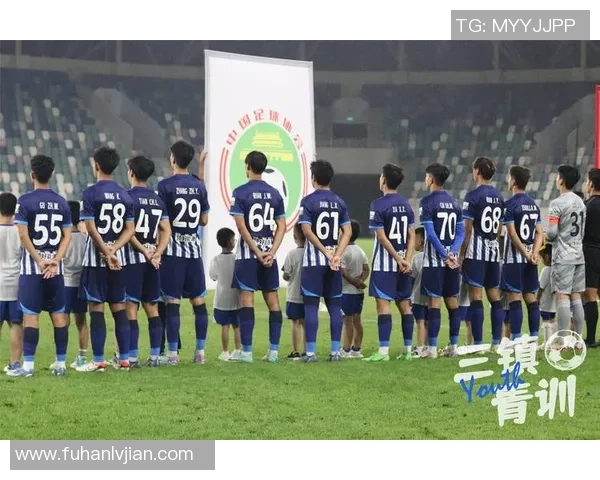 武汉足球队中路突破战术解析与实战应用探讨 武汉足球队中路突破战术解析与实战应用探讨